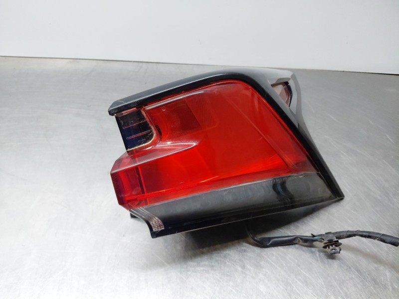 Recambio de piloto trasero derecho para lexus nx essence referencia OEM IAM 8155078060  