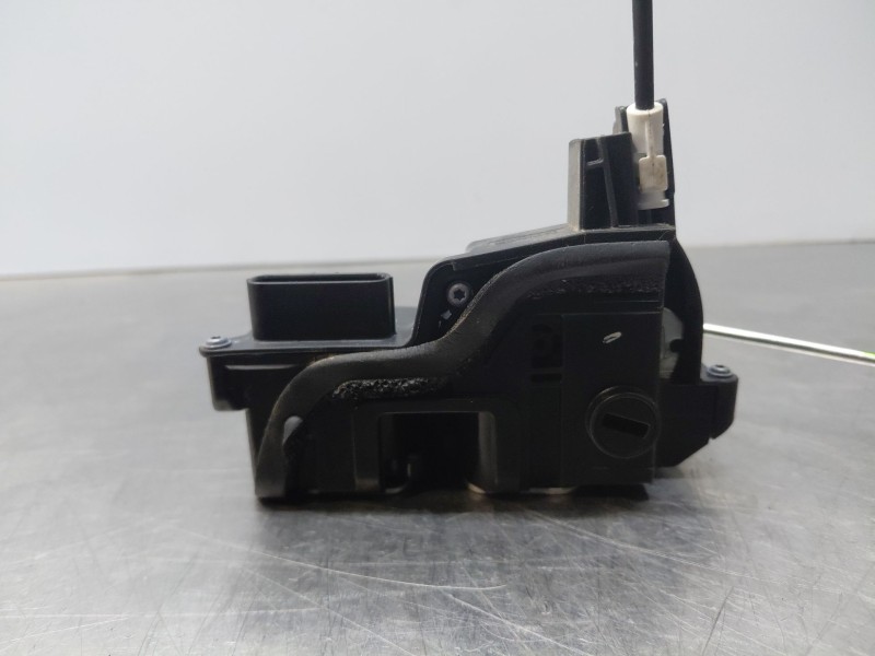 Recambio de cerradura puerta trasera izquierda para omoda 5 premium referencia OEM IAM   