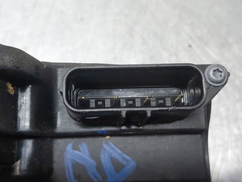 Recambio de cerradura puerta trasera izquierda para omoda 5 premium referencia OEM IAM   