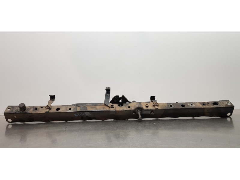 Recambio de travesaño superior para toyota rav 4 (a3) executive referencia OEM IAM 5321642901  