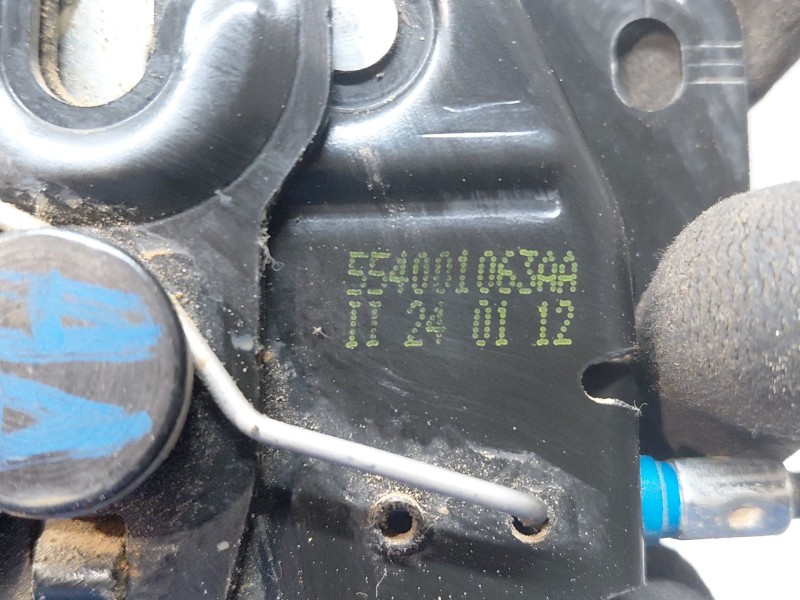 Recambio de cerradura capot para omoda 5 premium referencia OEM IAM   