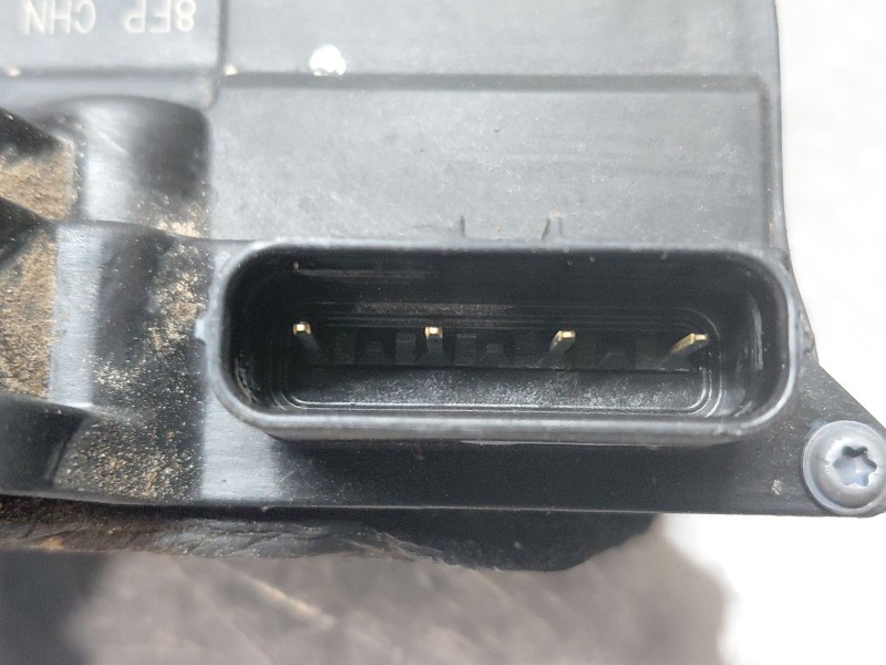 Recambio de cerradura puerta delantera derecha para omoda 5 premium referencia OEM IAM   