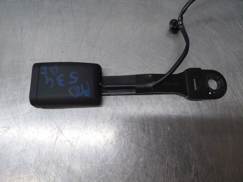 Recambio de enganche del cinturon delantero izq para omoda 5 premium referencia OEM IAM   