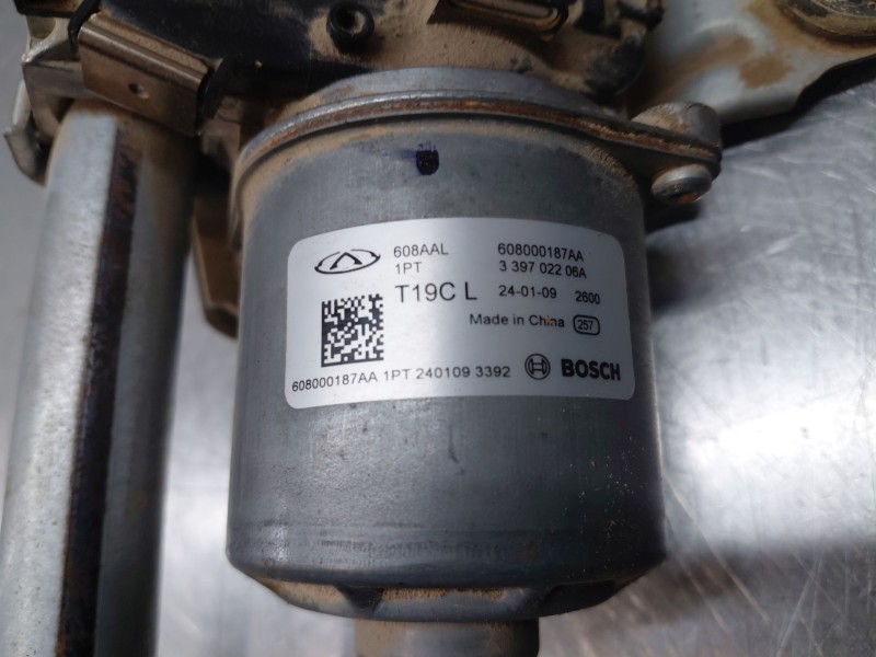 Recambio de motor limpia delantero para omoda 5 premium referencia OEM IAM   