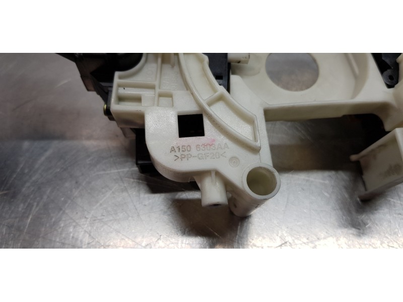 Recambio de mando multifuncion para ssangyong rodius xdi limited referencia OEM IAM 8592221020 8592208030 