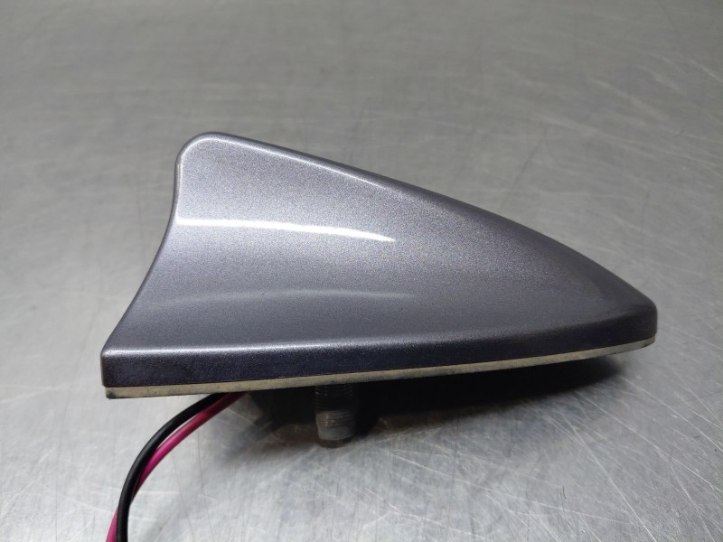 Recambio de antena para omoda 5 premium referencia OEM IAM   