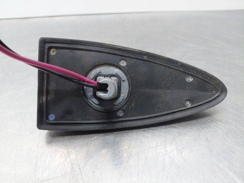 Recambio de antena para omoda 5 premium referencia OEM IAM   