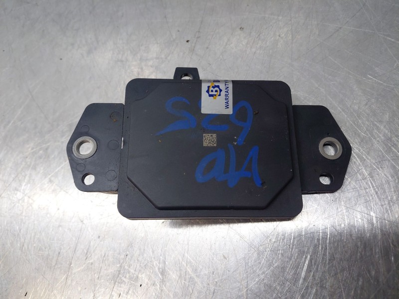Recambio de sensor radar ( distronic ) para toyota yaris cross mpx style referencia OEM IAM 882100D010  