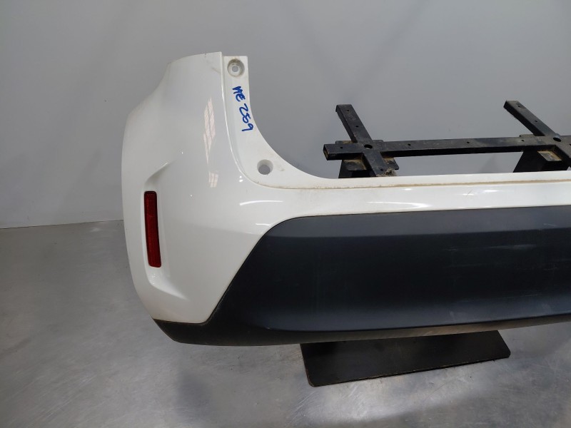 Recambio de paragolpes trasero para toyota yaris cross mpx style referencia OEM IAM   