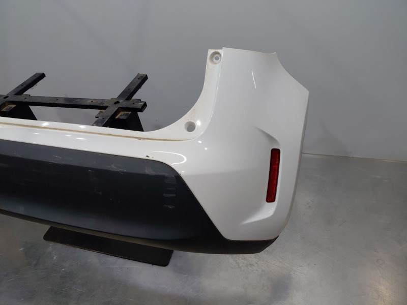 Recambio de paragolpes trasero para toyota yaris cross mpx style referencia OEM IAM   