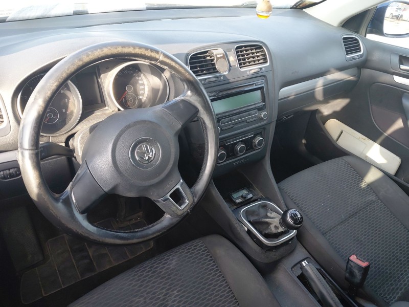 volkswagen golf vi (5k1) del año 2010