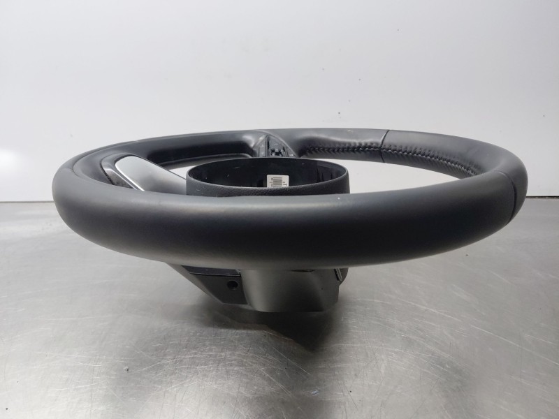 Recambio de volante para toyota yaris cross mpx style referencia OEM IAM   