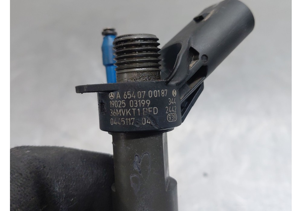 Recambio de inyector para mercedes-benz clase a (w177) a 200 d (177.012) referencia OEM IAM A6540700187  