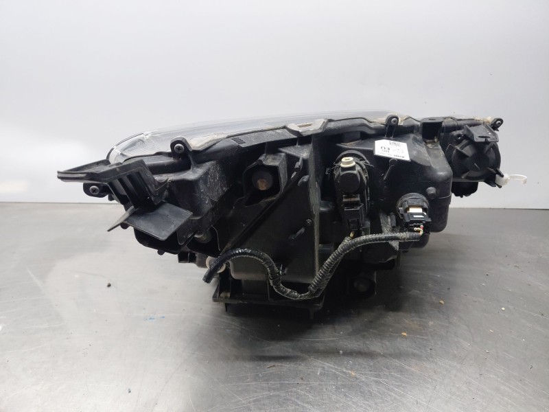 Recambio de faro izquierdo para toyota yaris cross mpx style referencia OEM IAM   