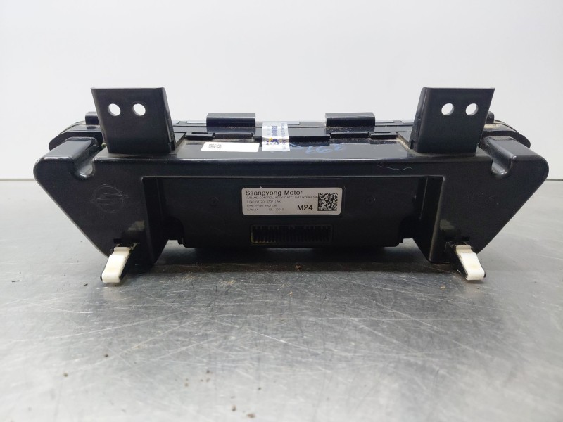 Recambio de mando climatizador para ssangyong korando urban referencia OEM IAM   
