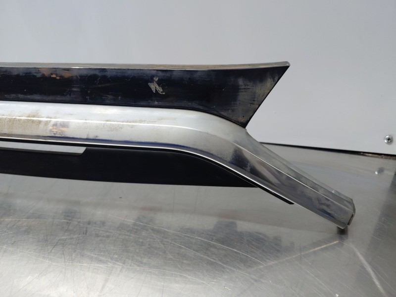Recambio de rejilla delantera para ssangyong korando urban referencia OEM IAM   