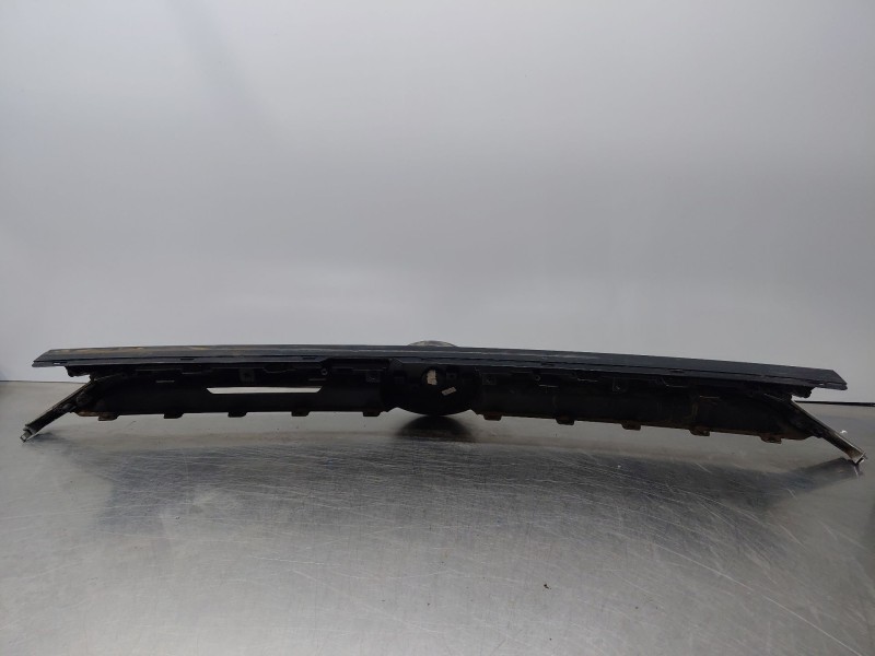 Recambio de rejilla delantera para ssangyong korando urban referencia OEM IAM   