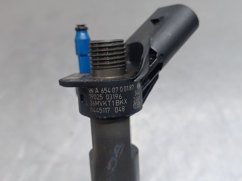 Recambio de inyector para mercedes-benz clase a (w177) a 200 d (177.012) referencia OEM IAM A6540700187  