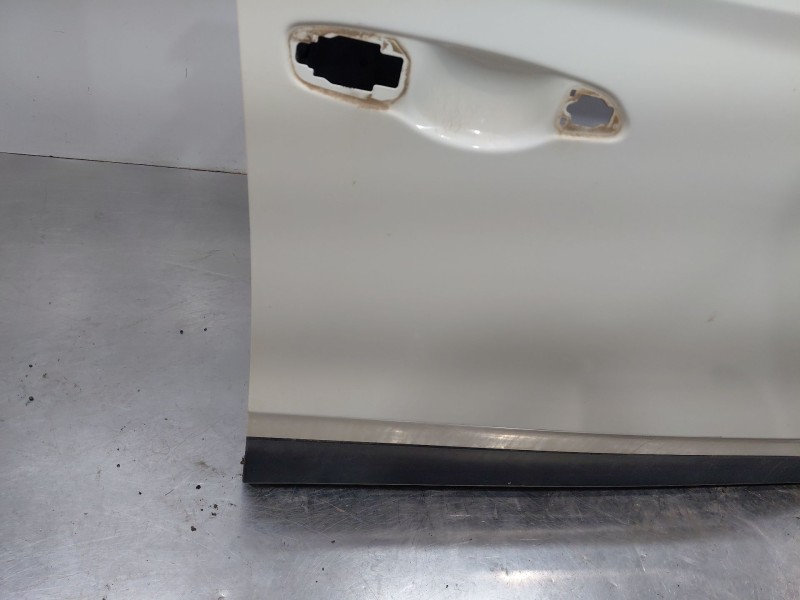 Recambio de puerta delantera derecha para ssangyong korando urban referencia OEM IAM   