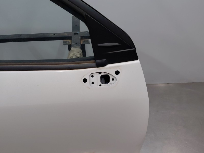 Recambio de puerta delantera derecha para toyota yaris cross mpx style referencia OEM IAM   