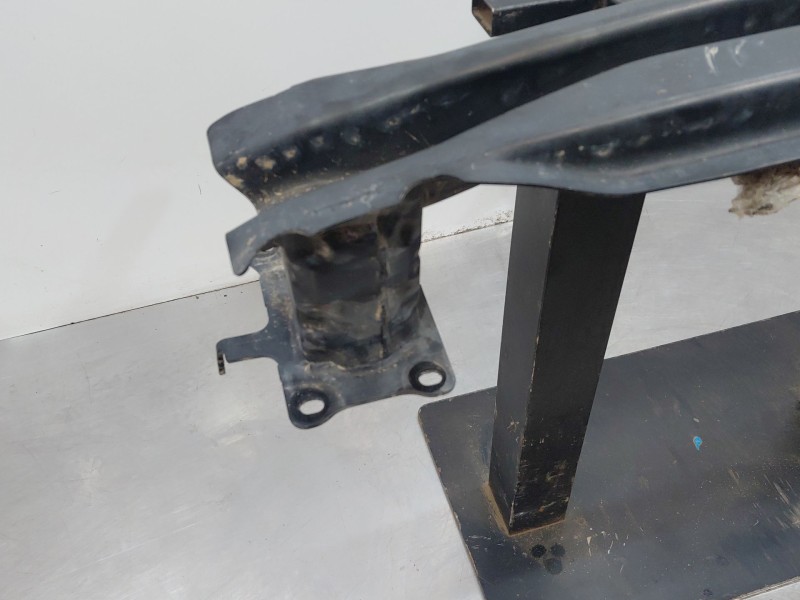 Recambio de refuerzo paragolpes delantero para volkswagen polo life referencia OEM IAM   