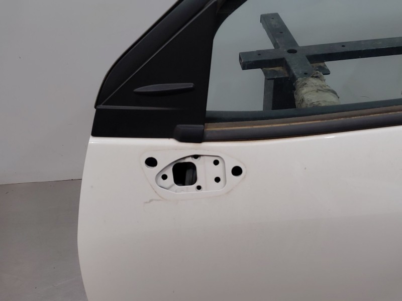 Recambio de puerta delantera izquierda para toyota yaris cross mpx style referencia OEM IAM   