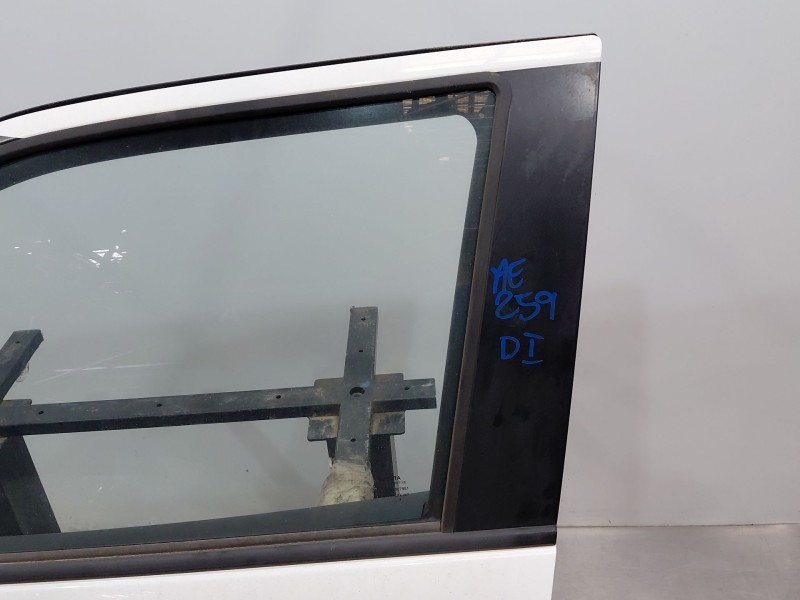 Recambio de puerta delantera izquierda para toyota yaris cross mpx style referencia OEM IAM   