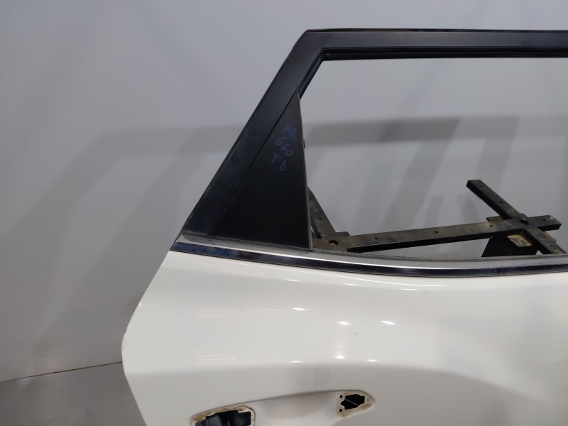 Recambio de puerta trasera derecha para ssangyong korando urban referencia OEM IAM   