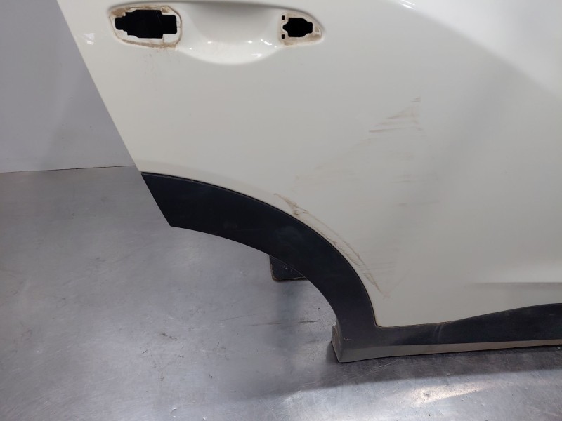 Recambio de puerta trasera derecha para ssangyong korando urban referencia OEM IAM   