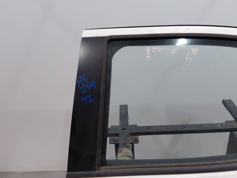 Recambio de puerta trasera izquierda para toyota yaris cross mpx style referencia OEM IAM   