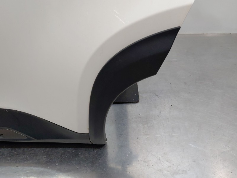 Recambio de puerta trasera izquierda para toyota yaris cross mpx style referencia OEM IAM   