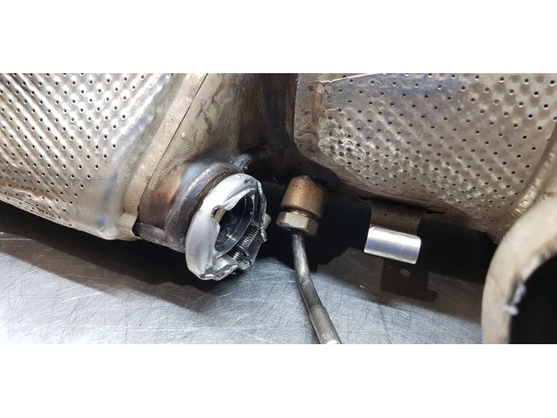 Recambio de catalizador para audi a6 berlina (4a2) 40 tdi basic referencia OEM IAM 05L131690K  