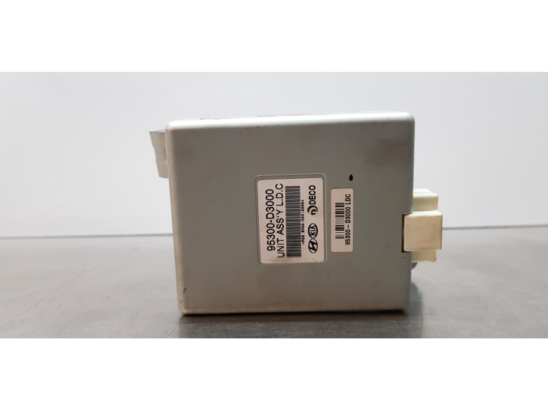 Recambio de modulo electronico para hyundai tucson essence bluedrive 2wd referencia OEM IAM 95300D3000  