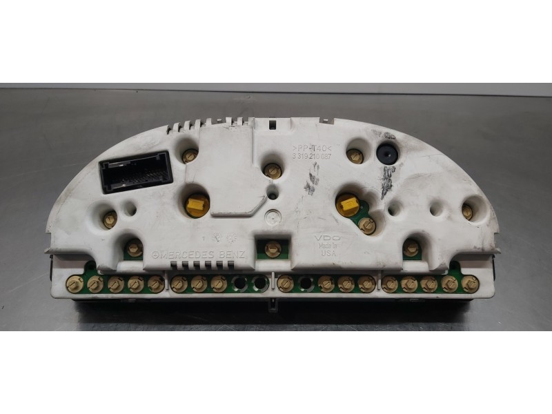 Recambio de cuadro instrumentos para mercedes clase m (w163) 270 cdi (163.113) referencia OEM IAM A1635403011  