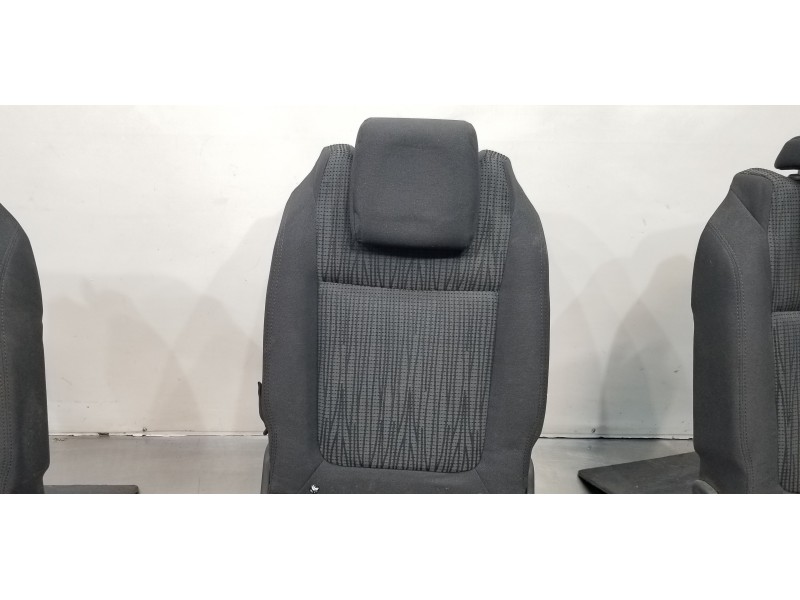 Recambio de asientos traseros segunda fila para peugeot 5008 allure referencia OEM IAM 8852CK 1606889180 8852CK Recambio de asientos traseros segunda fila para peugeot 5008 allure referencia OEM IAM 8852CK 1606889180 8852CK