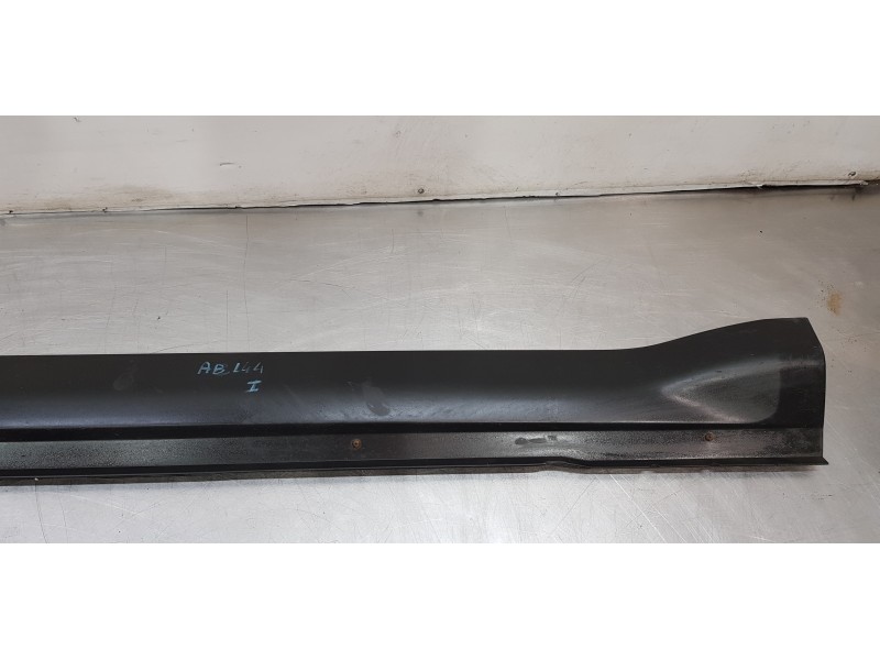 Recambio de faldon lateral para mitsubishi outlander (cw0) 2.0 di-d invite referencia OEM IAM 6512A025   Recambio de faldon lateral para mitsubishi outlander (cw0) 2.0 di-d invite referencia OEM IAM 6512A025