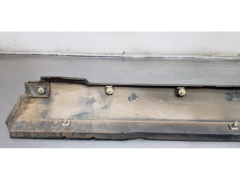 Recambio de faldon lateral para mitsubishi outlander (cw0) 2.0 di-d invite referencia OEM IAM 6512A025   Recambio de faldon lateral para mitsubishi outlander (cw0) 2.0 di-d invite referencia OEM IAM 6512A025