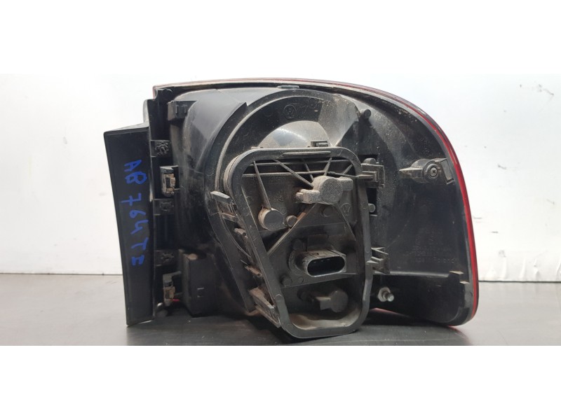 Recambio de piloto trasero izquierdo para volkswagen touareg (7l6) v6 tdi referencia OEM IAM 7L6945095R  