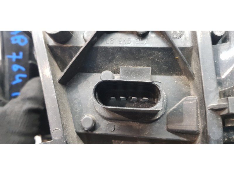 Recambio de piloto trasero izquierdo para volkswagen touareg (7l6) v6 tdi referencia OEM IAM 7L6945095R  