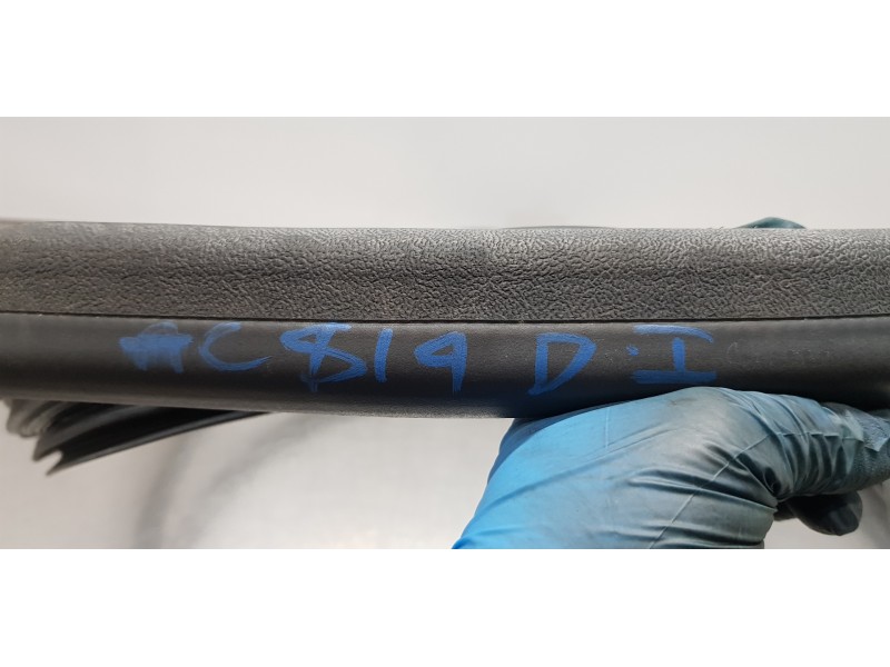 Recambio de gomas contorno puerta para dacia lodgy comfort referencia OEM IAM 808329324R  