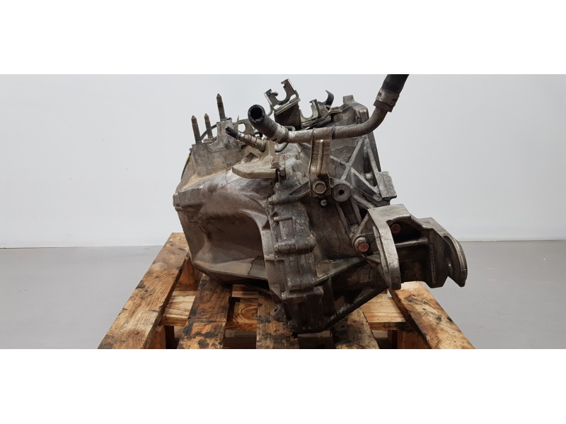 Recambio de caja cambios para mitsubishi asx (ga0w) challenge 2wd referencia OEM IAM 2500A294  