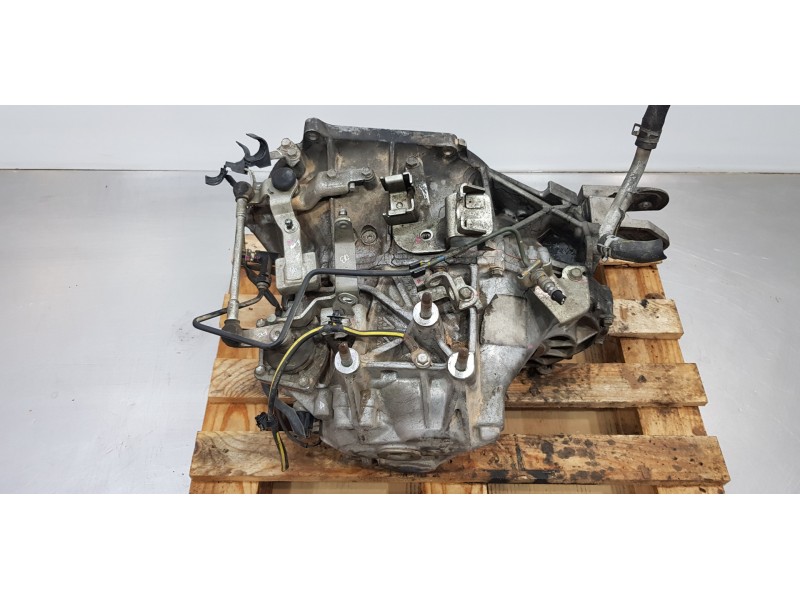 Recambio de caja cambios para mitsubishi asx (ga0w) challenge 2wd referencia OEM IAM 2500A294  