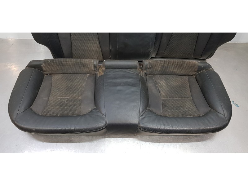 Recambio de juego asientos completo para audi a1 (8x) attraction referencia OEM IAM 6R3881105K 6R3881045AM SLINE