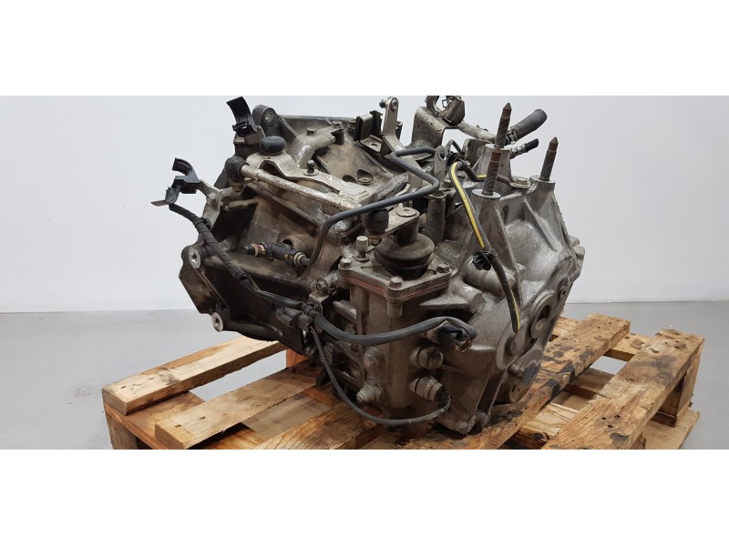 Recambio de caja cambios para mitsubishi asx (ga0w) challenge 2wd referencia OEM IAM 2500A294  