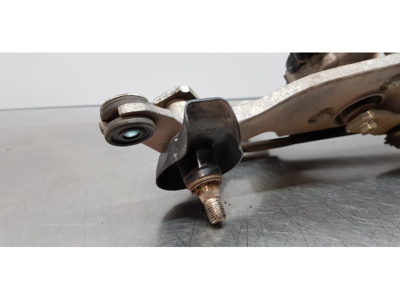 Recambio de motor limpia delantero para hyundai tucson essence bluedrive 2wd referencia OEM IAM 98110D3000  