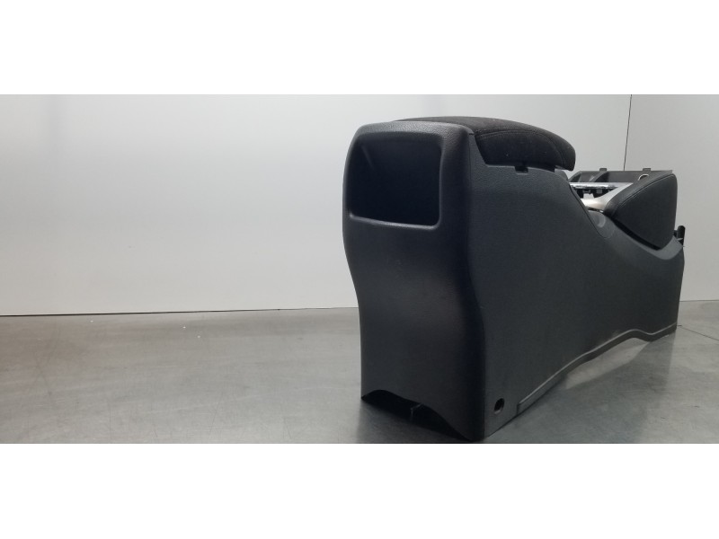 Recambio de apoyabrazos central para nissan qashqai (j11) visia referencia OEM IAM 969104EA3B   Recambio de apoyabrazos central para nissan qashqai (j11) visia referencia OEM IAM 969104EA3B