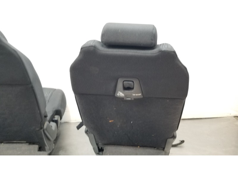 Recambio de asientos traseros segunda fila para peugeot 5008 allure referencia OEM IAM 8852CK 1606889180 8852CK Recambio de asientos traseros segunda fila para peugeot 5008 allure referencia OEM IAM 8852CK 1606889180 8852CK