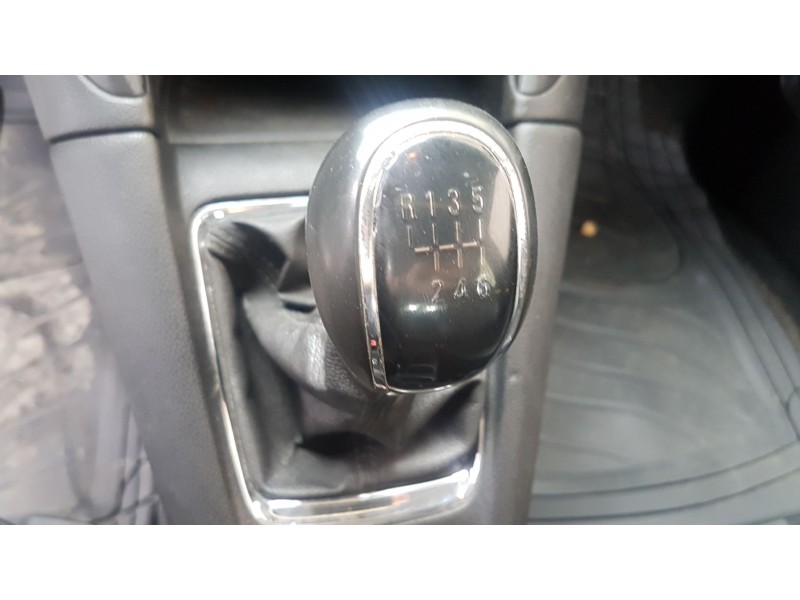 opel zafira tourer del año 2015