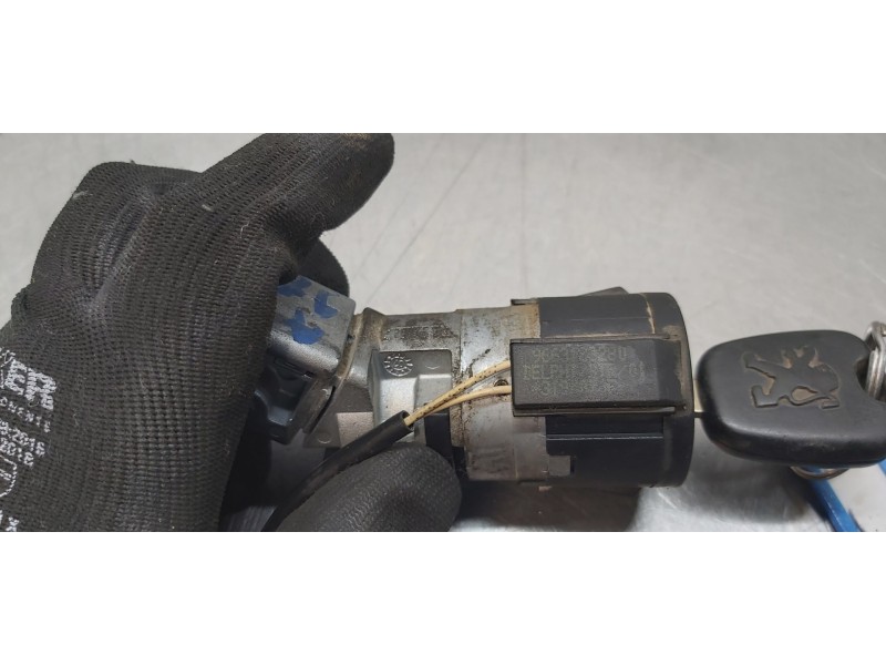 Recambio de antirrobo para peugeot expert kasten furg. acristaldo referencia OEM IAM 4162KF  