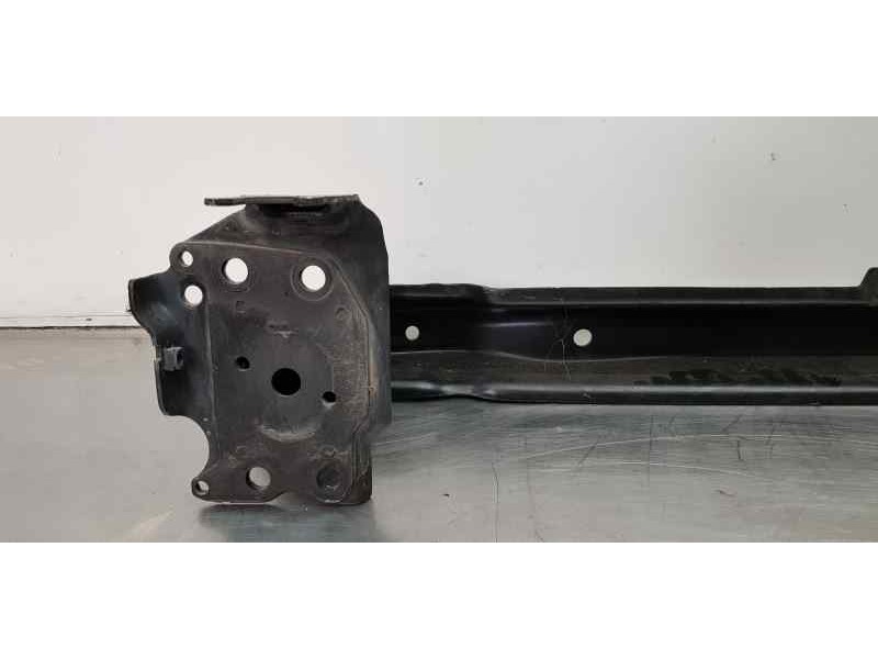 Recambio de refuerzo paragolpes delantero para volkswagen touareg (7l6) v6 tdi referencia OEM IAM 7L0807109E  